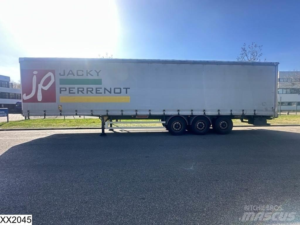 Fruehauf Tautliner Тентованные полуприцепы