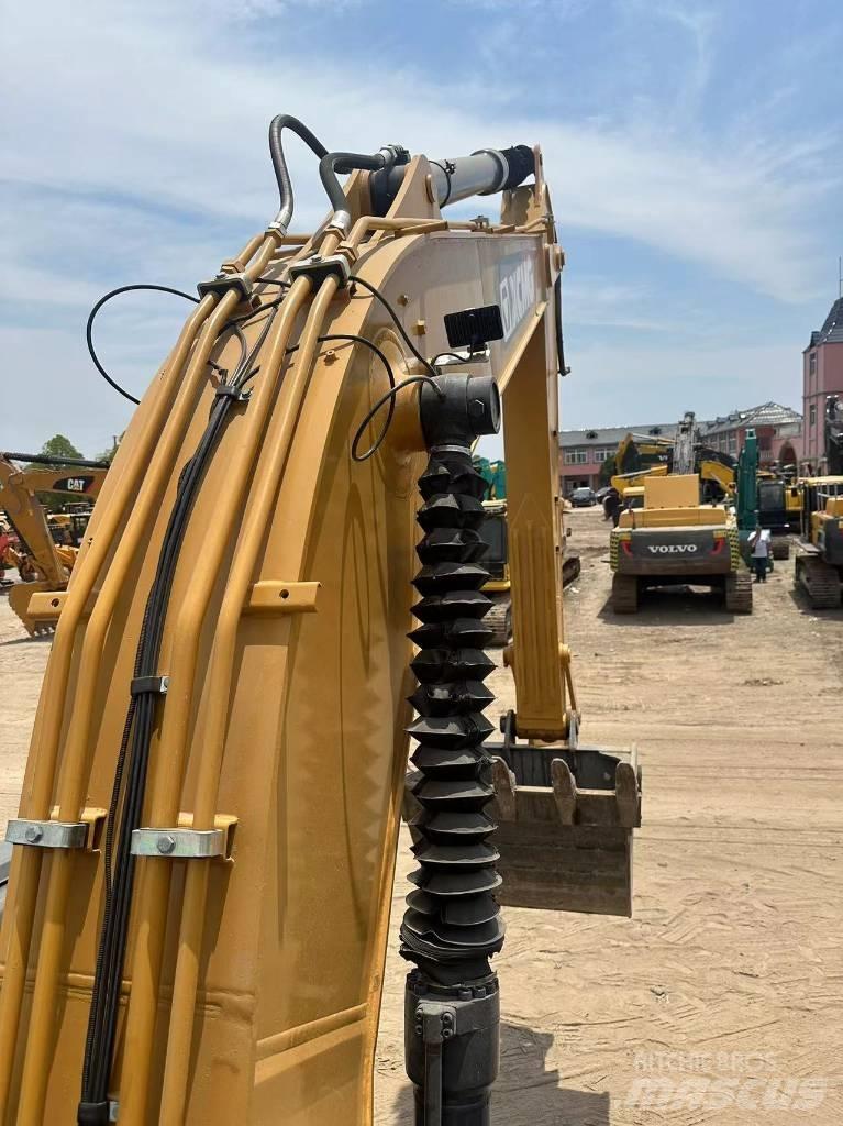 XCMG XE 215 DA Гусеничные экскаваторы