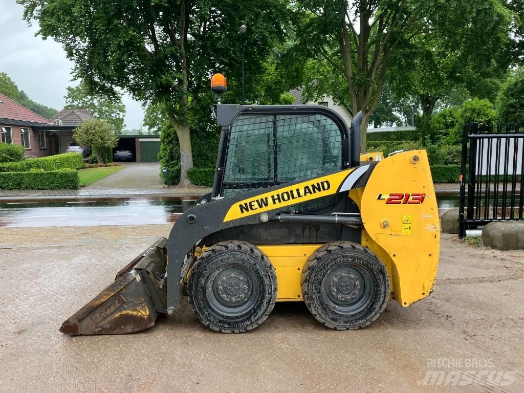 New Holland L 213 Мини-погрузчики