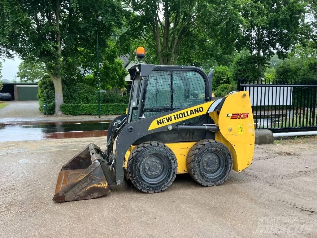 New Holland L 213 Мини-погрузчики