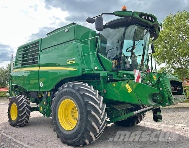 John Deere T 670 Зерноуборочные комбайны