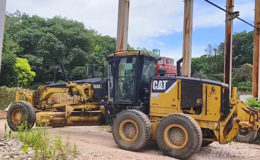 CAT 160 M Грейдеры