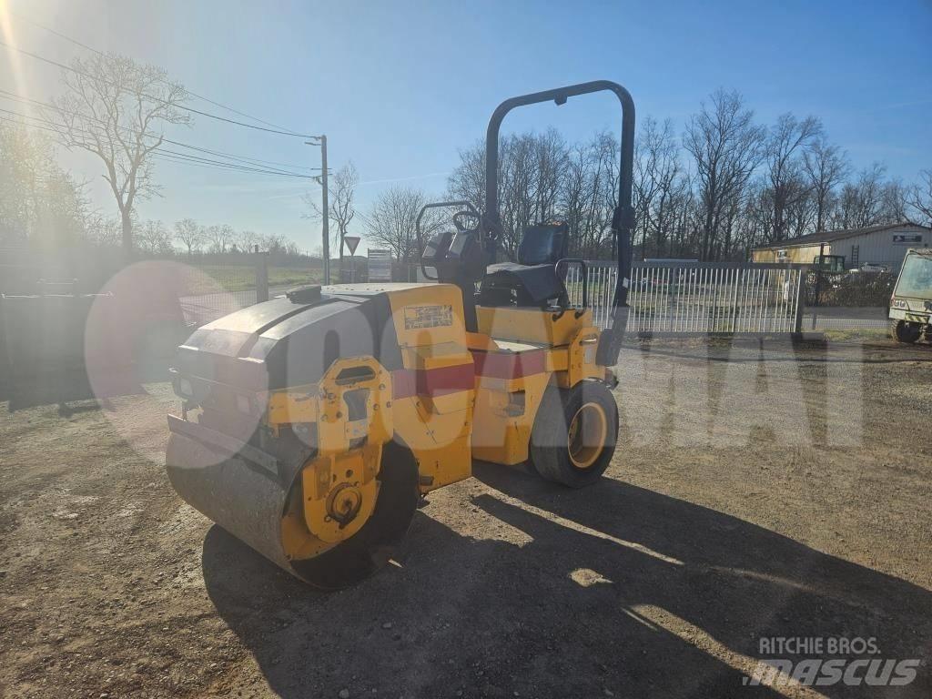 Dynapac CC 900 Катки тротуарные