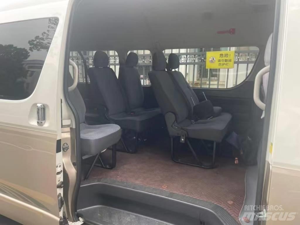 Toyota Coaster Междугородные автобусы