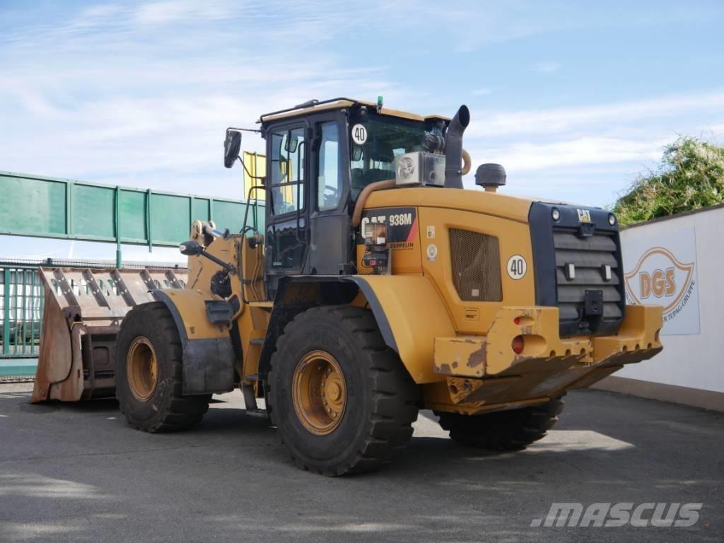 CAT 938M Фронтальные погрузчики