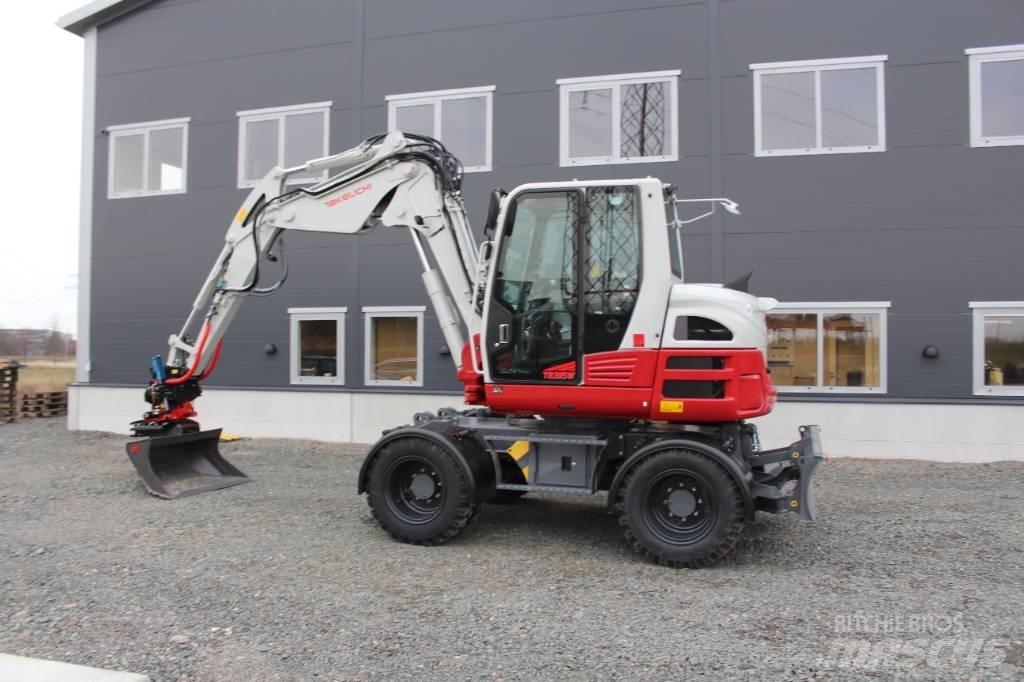 Takeuchi TB395W Колёсные экскаваторы