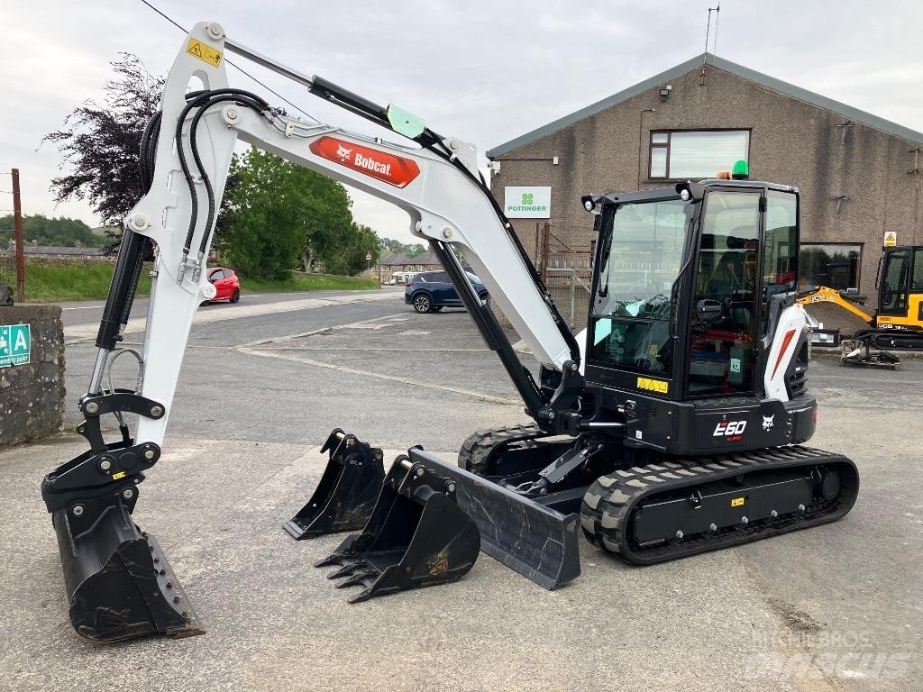 Bobcat E60 Мини-экскаваторы