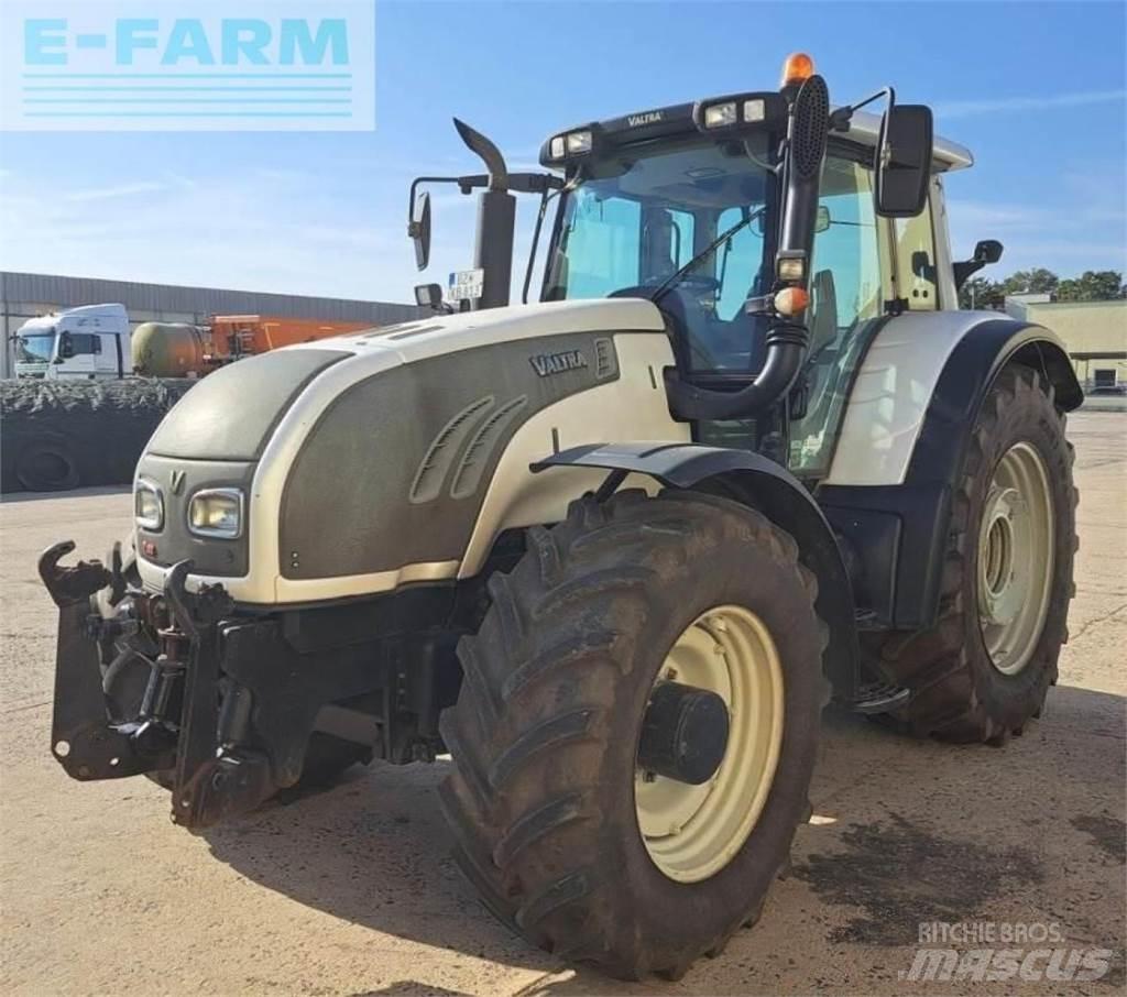 Valtra t 202 Трактора