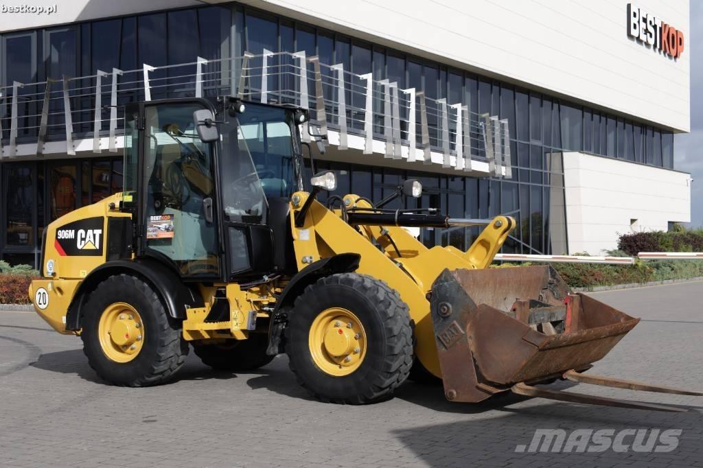 CAT 906M Фронтальные погрузчики