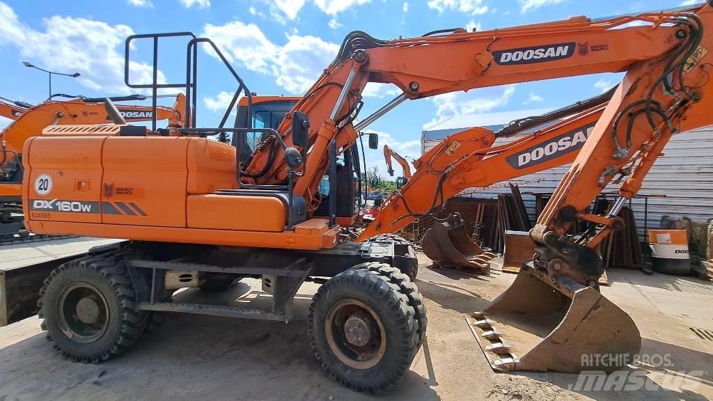 Doosan DX 160 W-3 Колёсные экскаваторы