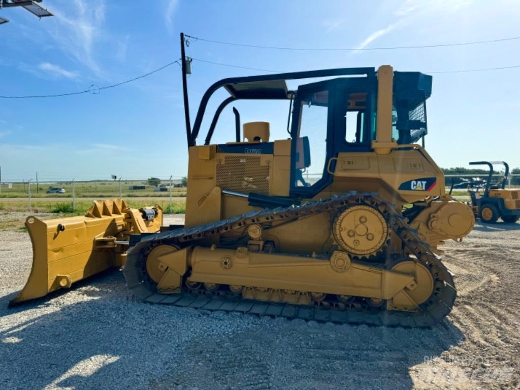 CAT D 6 M LGP Гусеничные бульдозеры