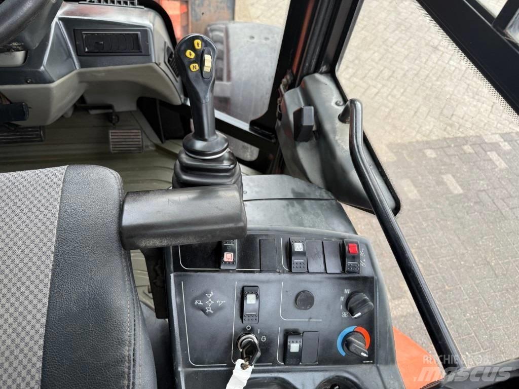 CAT 908 Фронтальные погрузчики