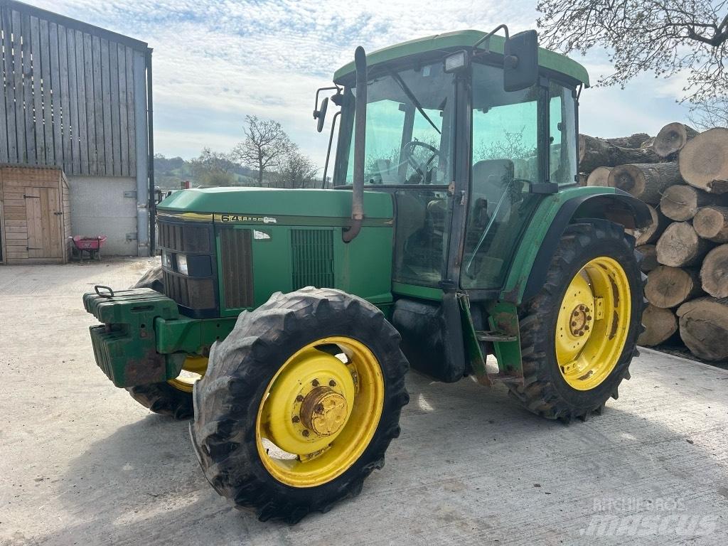John Deere 6400 Коммунальные тракторы