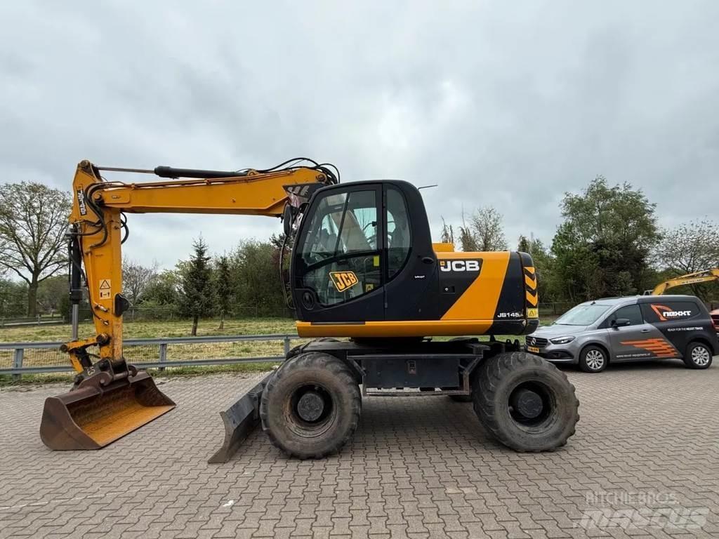 JCB JS 145W Колёсные экскаваторы