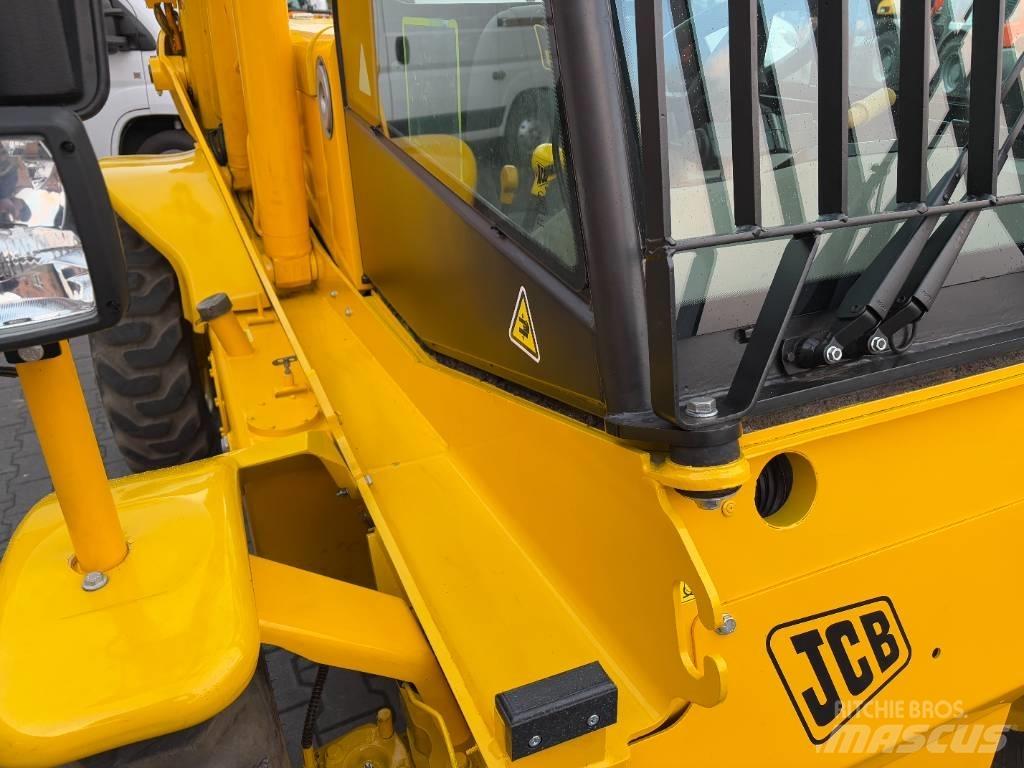 JCB 520-50 Телескопические погрузчики