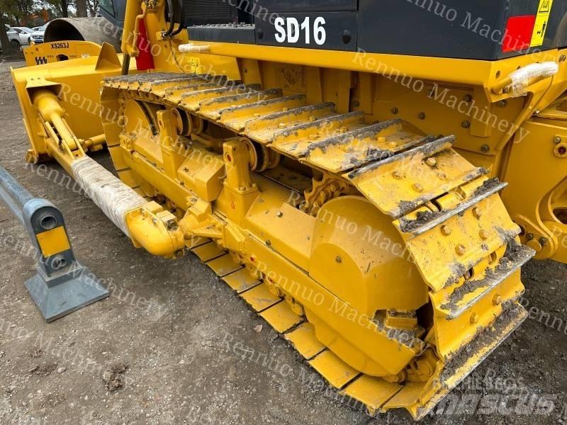 Shantui SD 16 Гусеничные бульдозеры