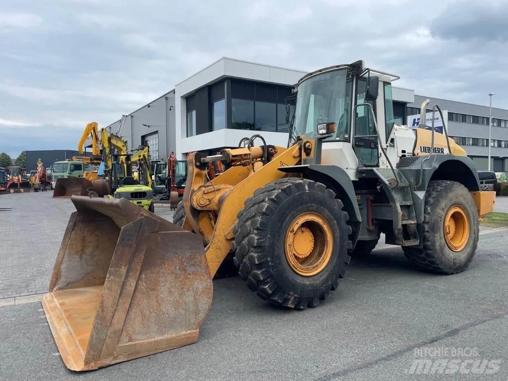Liebherr L544 Фронтальные погрузчики