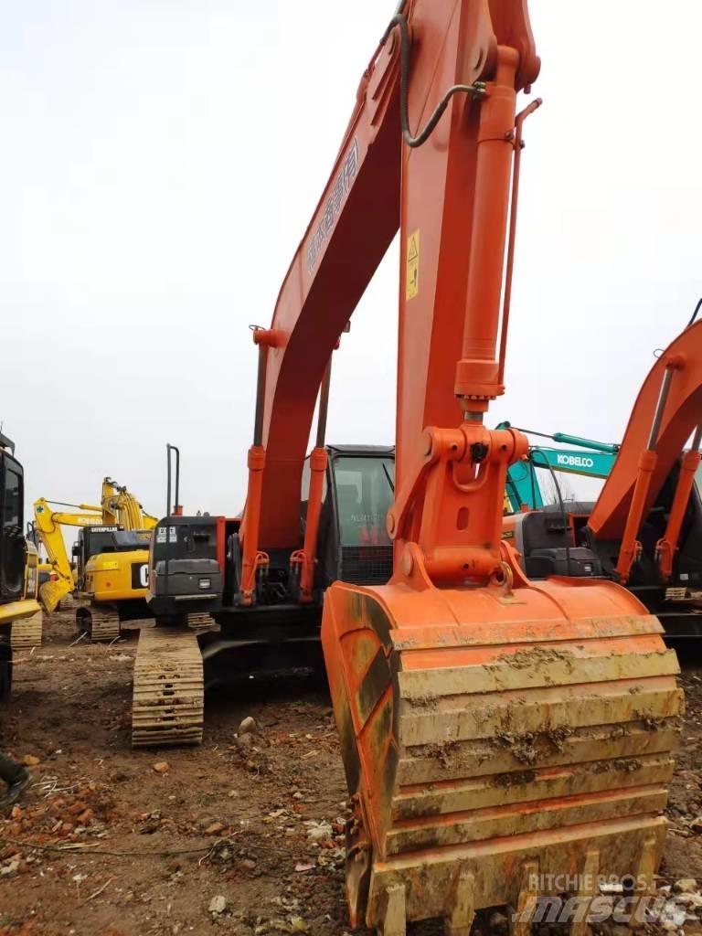 Hitachi ZX 240 H Гусеничные экскаваторы