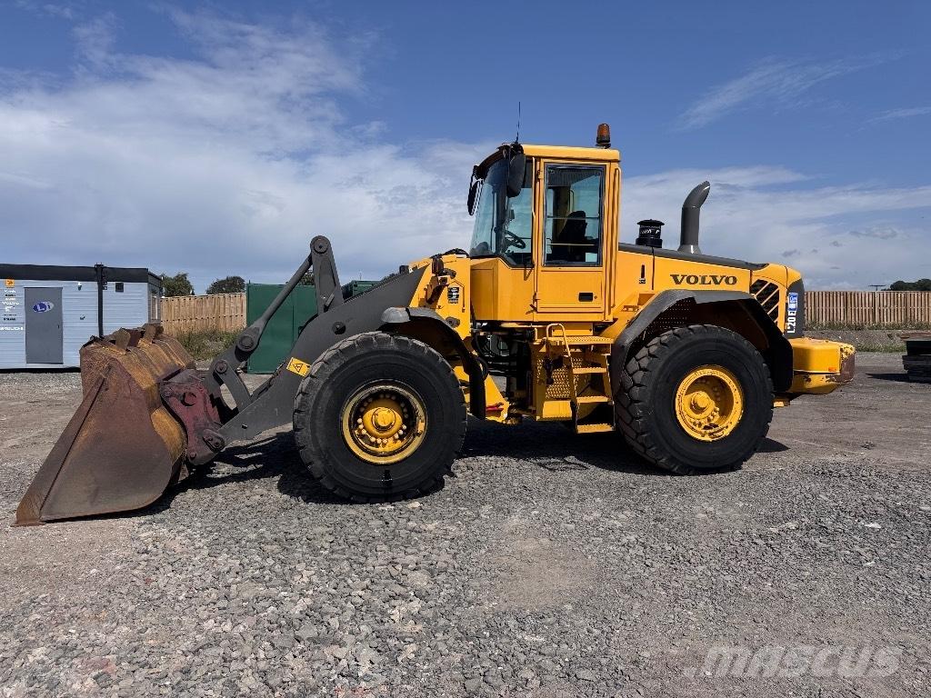 Volvo L 120 E Фронтальные погрузчики