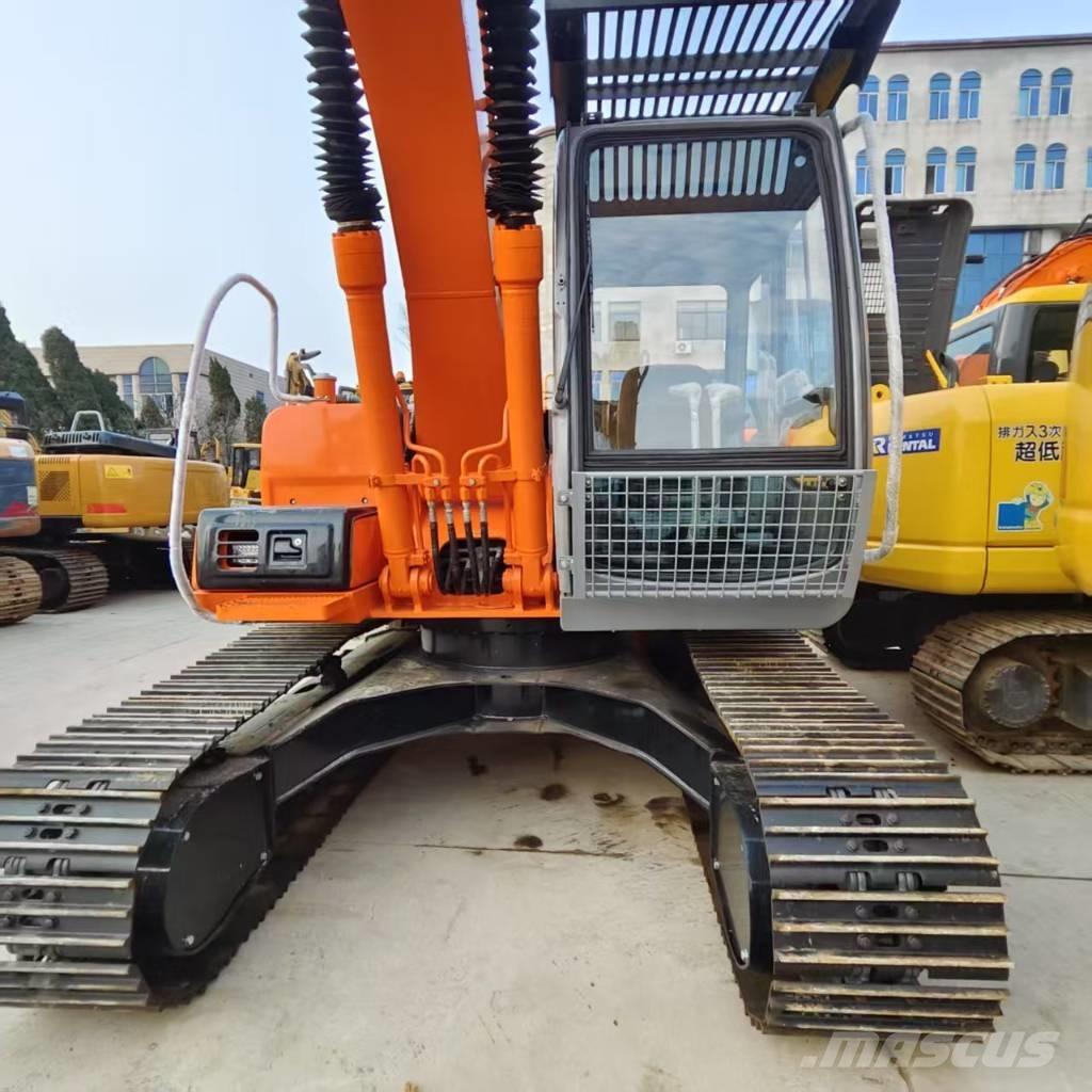 Hitachi EX 120 Малые экскаваторы 7т-12т