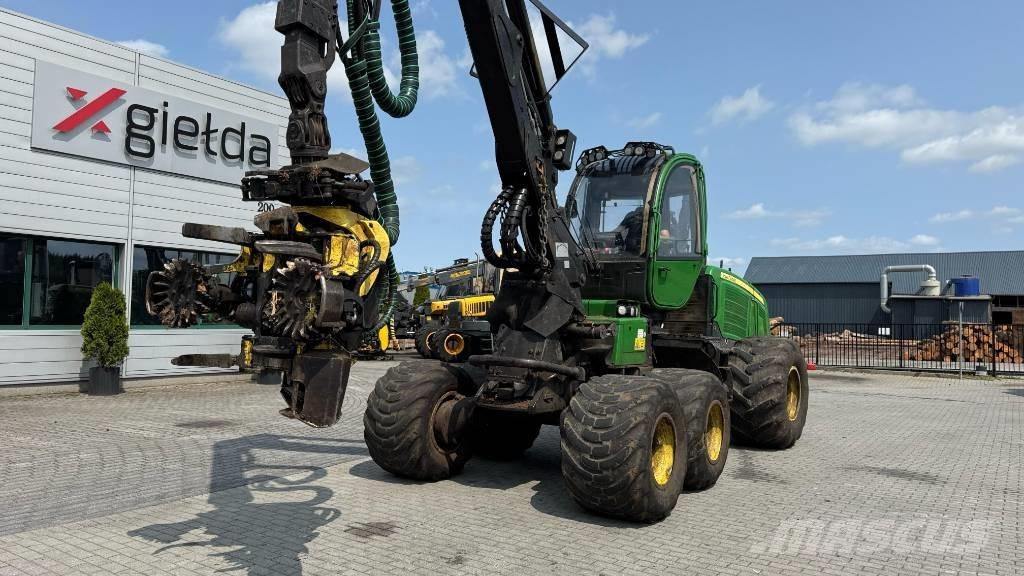 John Deere 1070 E Харвестеры