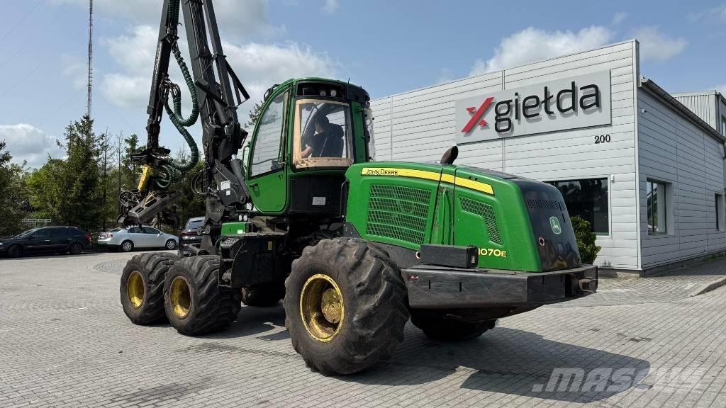 John Deere 1070 E Харвестеры