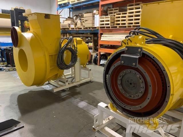 Komatsu 830 E Шарнирно-сочленённые самосвалы