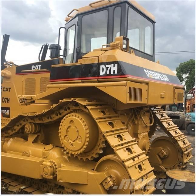 CAT D7H Гусеничные бульдозеры