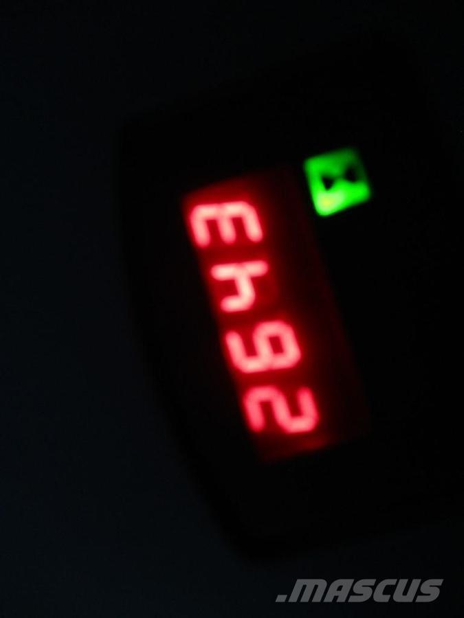 BT SPE125 Самоходные электрические тележки