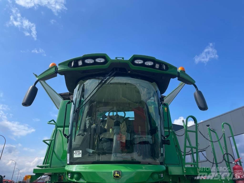 John Deere S670 4x4 Зерноуборочные комбайны