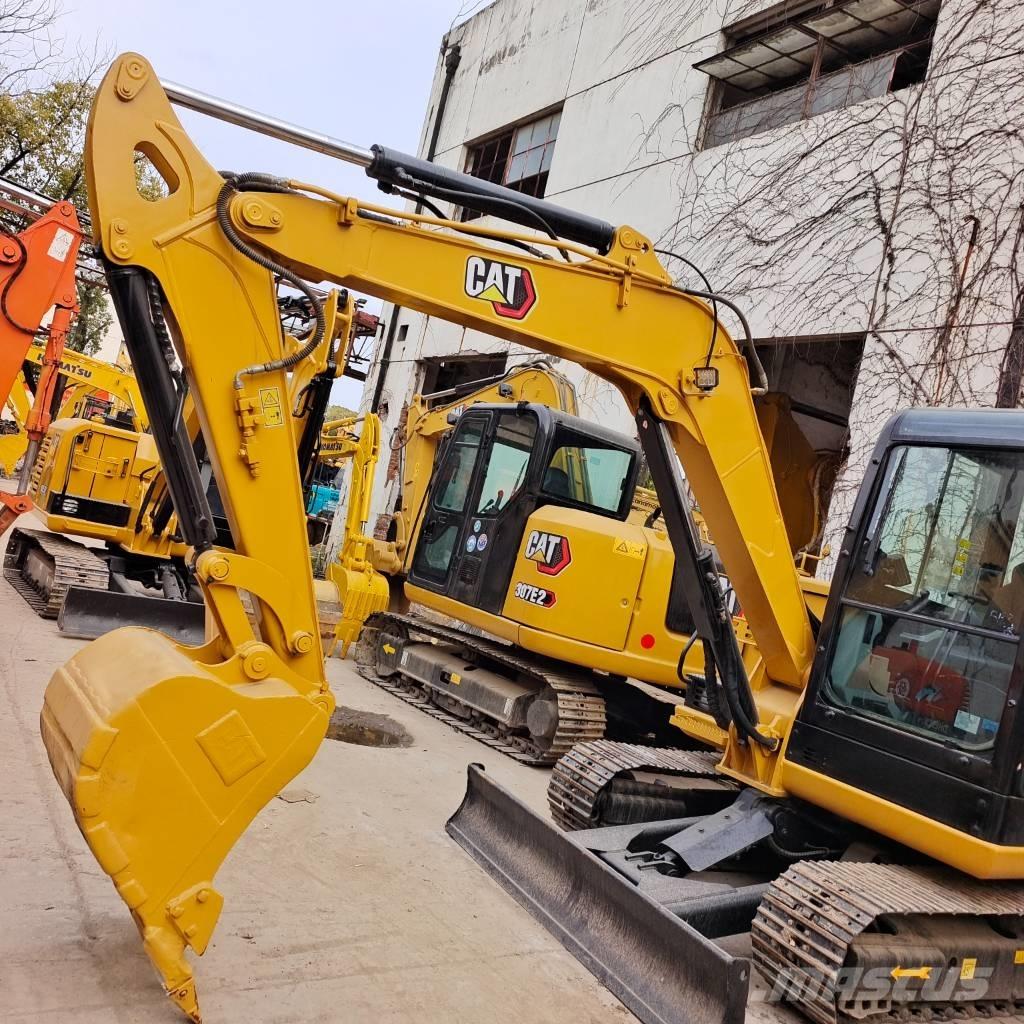 CAT 305E Мини-экскаваторы