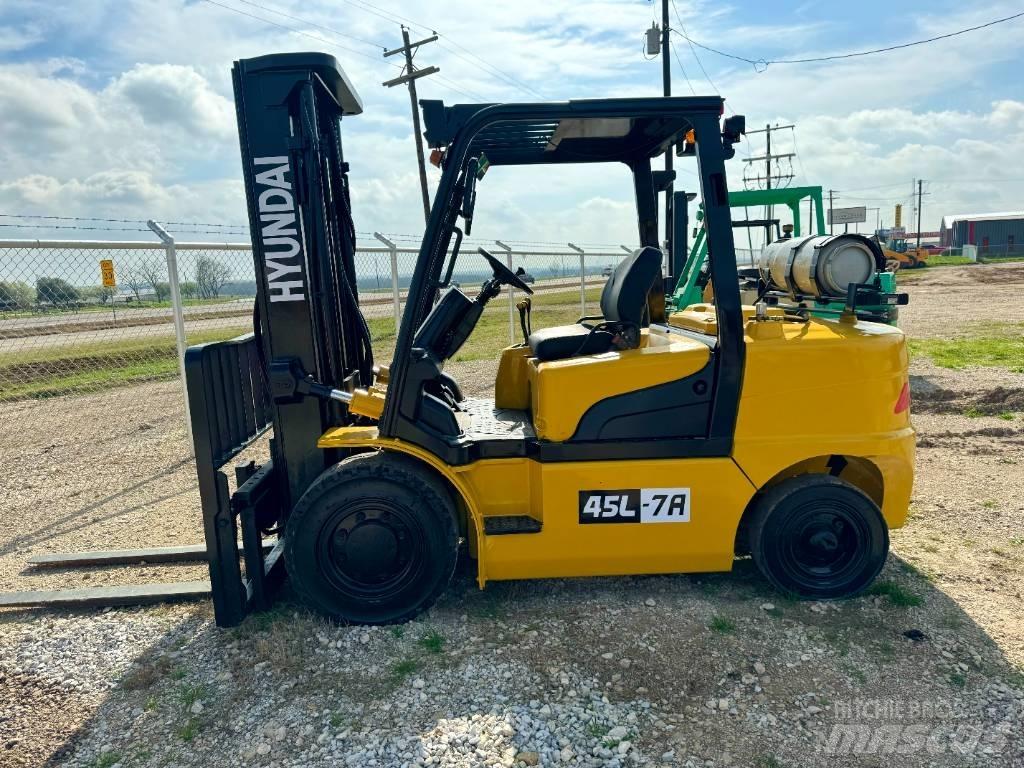 Hyundai 45 L-7 A Другие складские механизмы