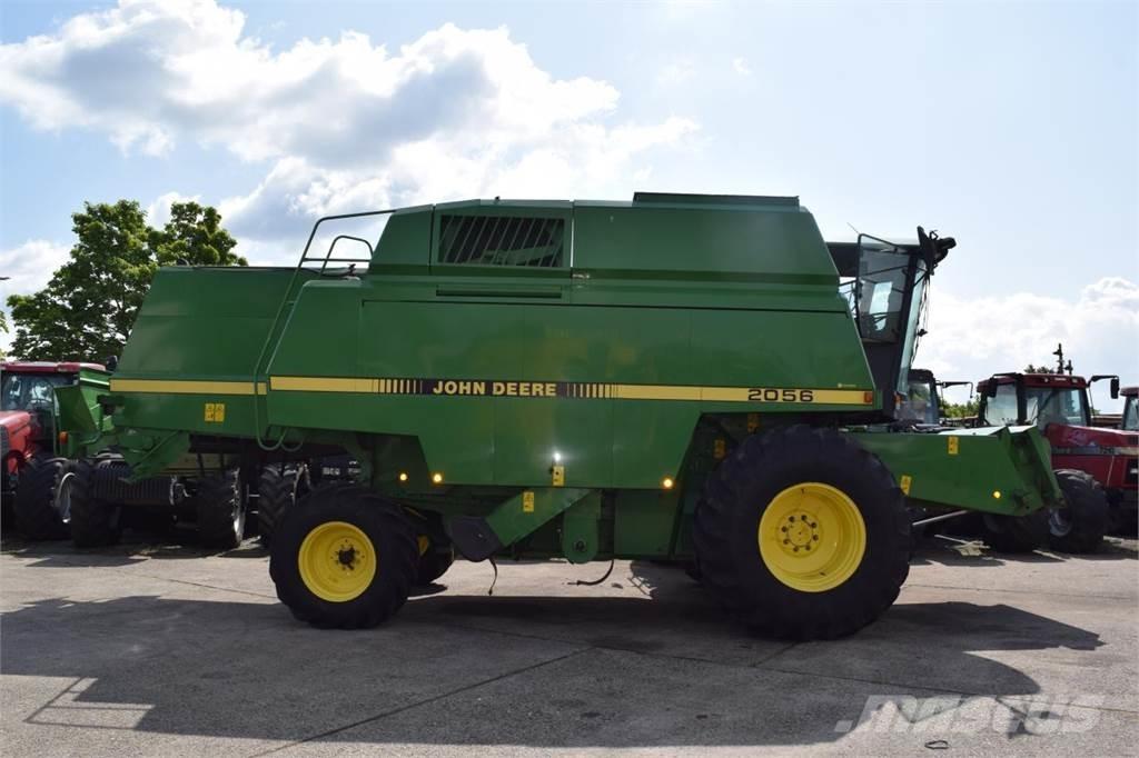 John Deere 2056 Зерноуборочные комбайны