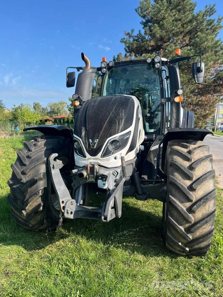 Valtra T234 Versu Трактора