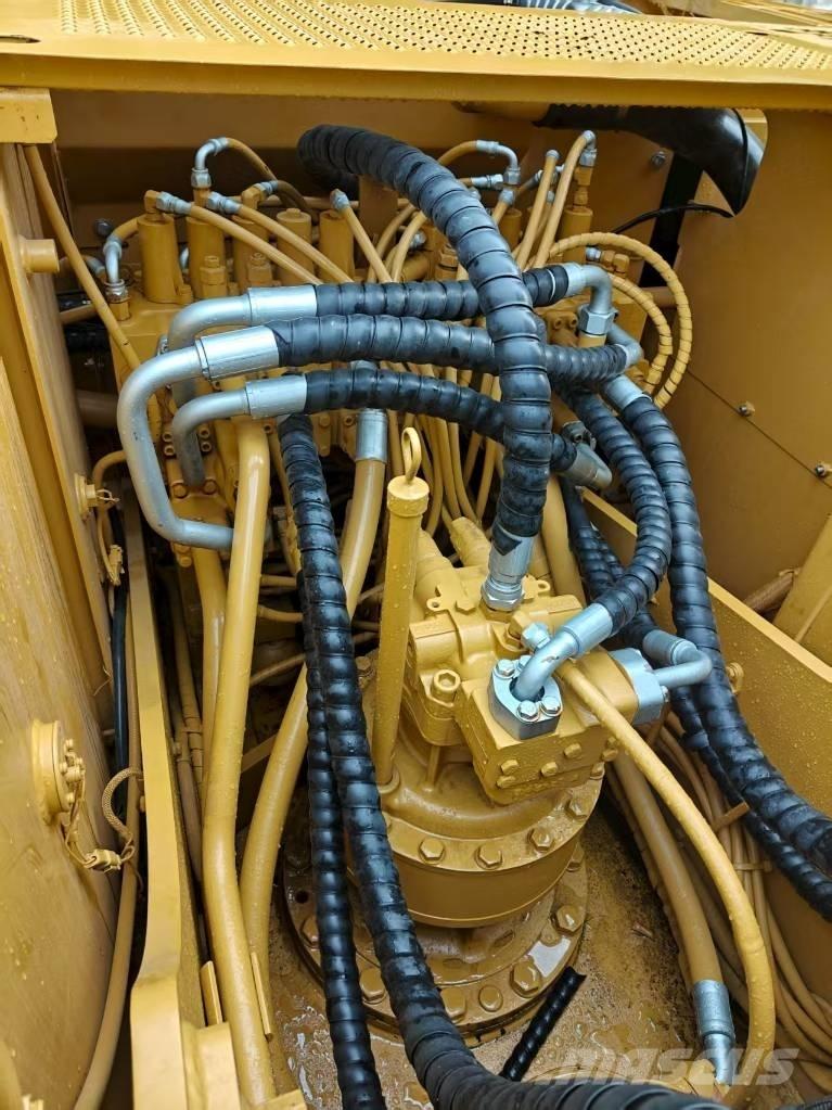 CAT 320C Гусеничные экскаваторы