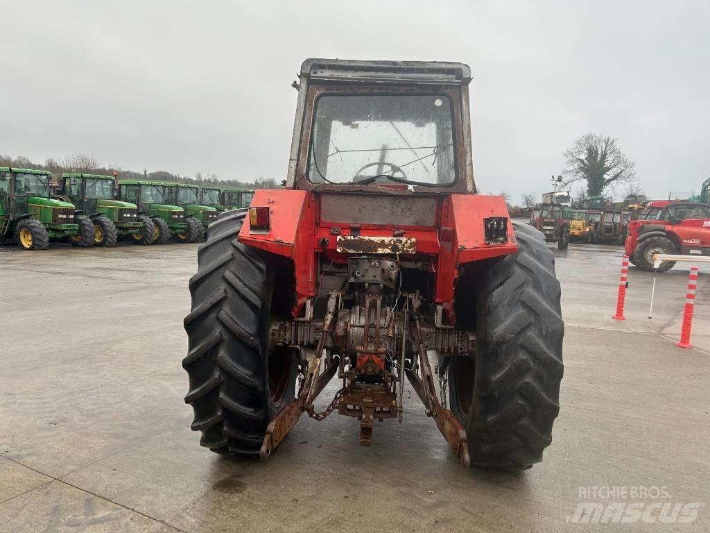 Massey Ferguson 595 Трактора