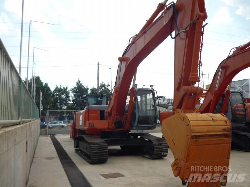 Hitachi EX 220-3 Гусеничные экскаваторы