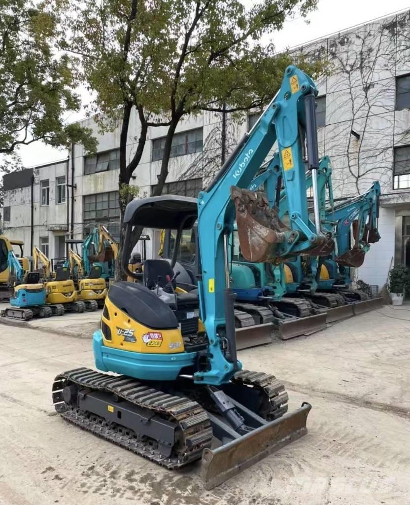 Kubota 25 Мини-экскаваторы
