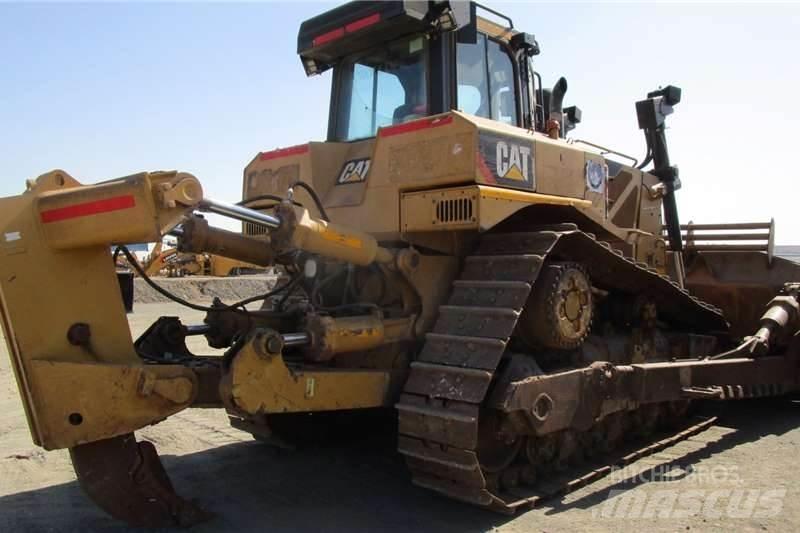 CAT D8R Гусеничные бульдозеры