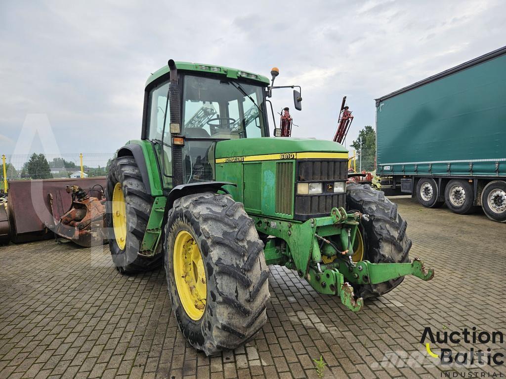 John Deere 6810 Трактора