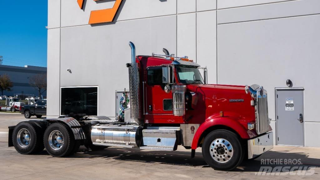Kenworth W 900 Седельные тягачи