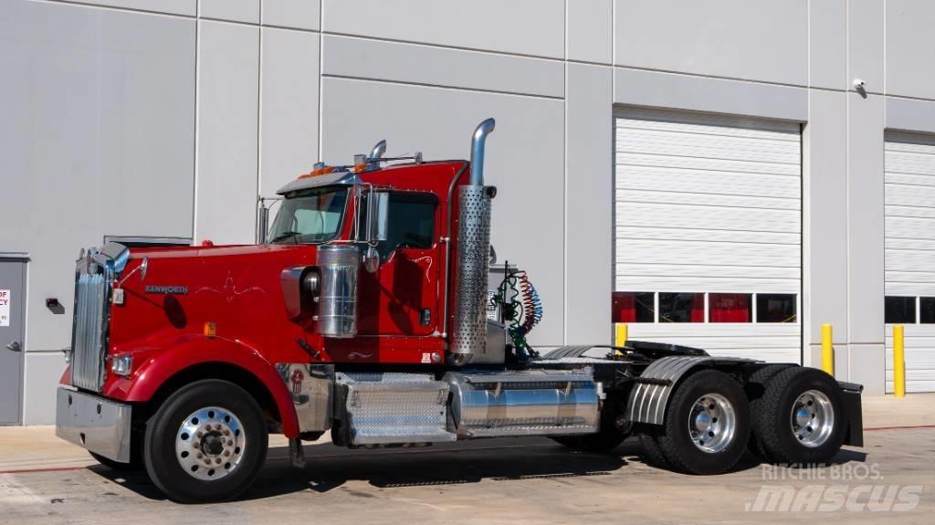 Kenworth W 900 Седельные тягачи
