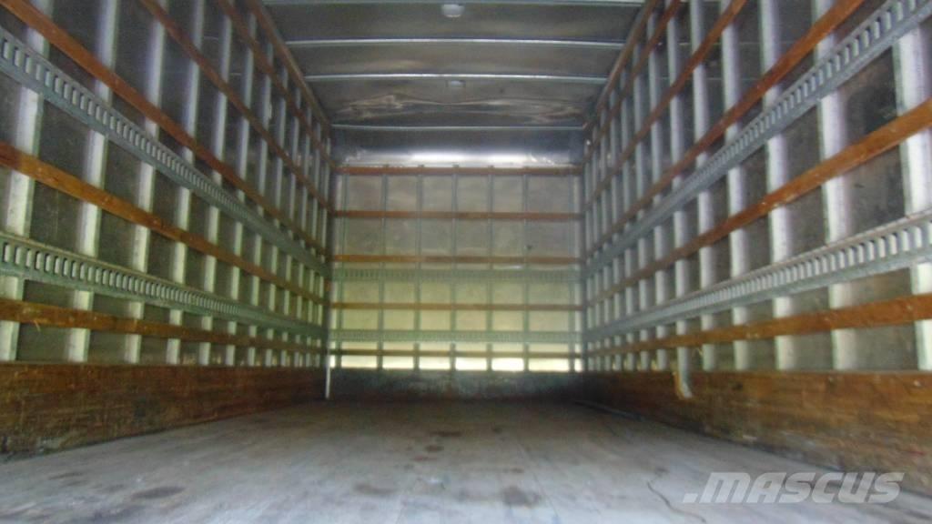 Freightliner M2 Грузовики-Фургоны