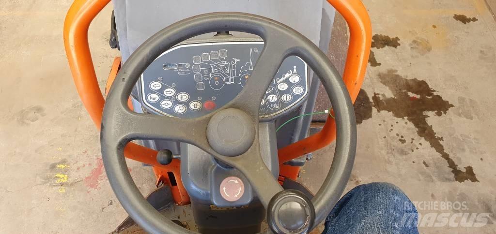 Hamm HD 10 C VV Катки тротуарные