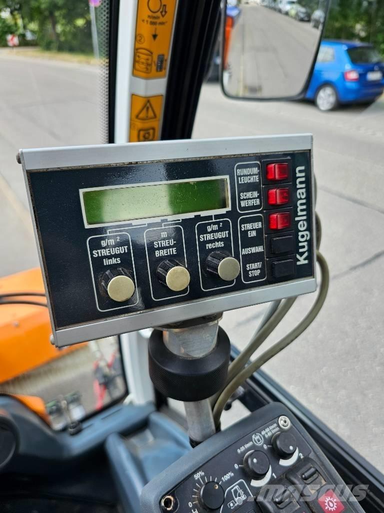 Holder C 250 Коммунальные мини-погрузчики