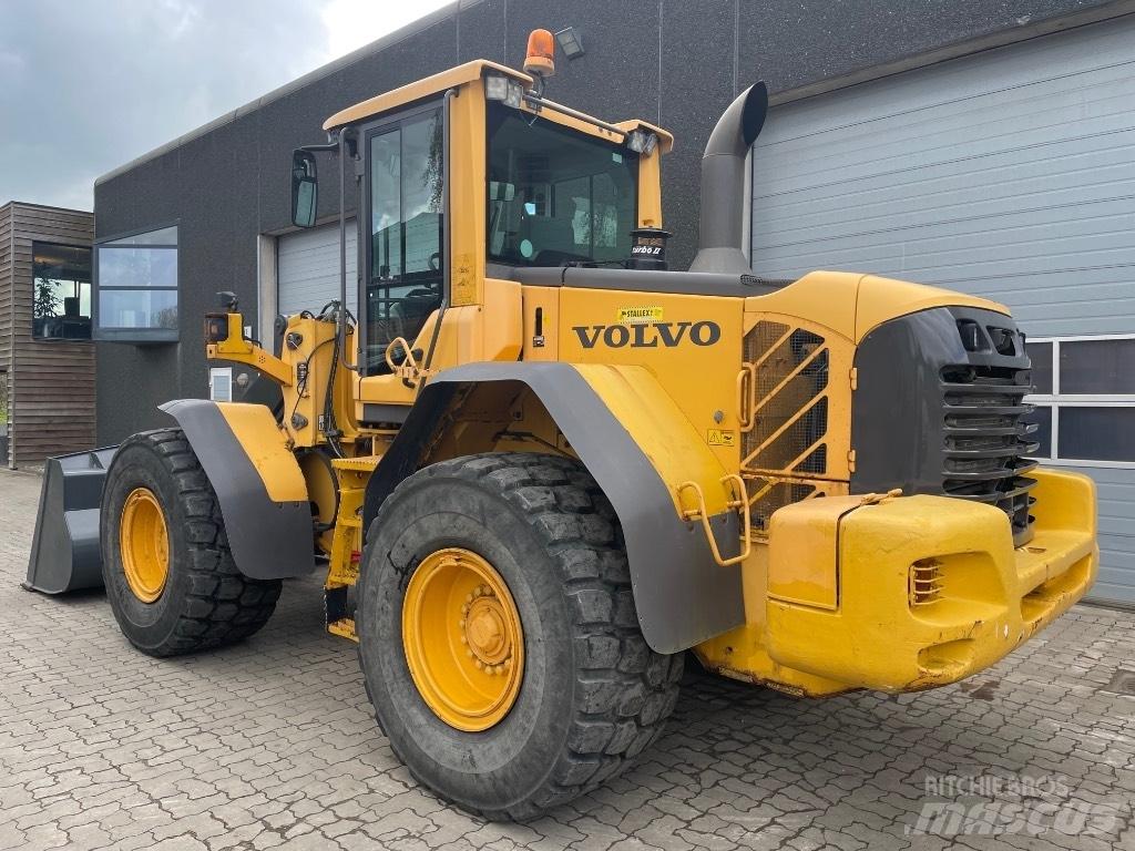 Volvo L90F Фронтальные погрузчики
