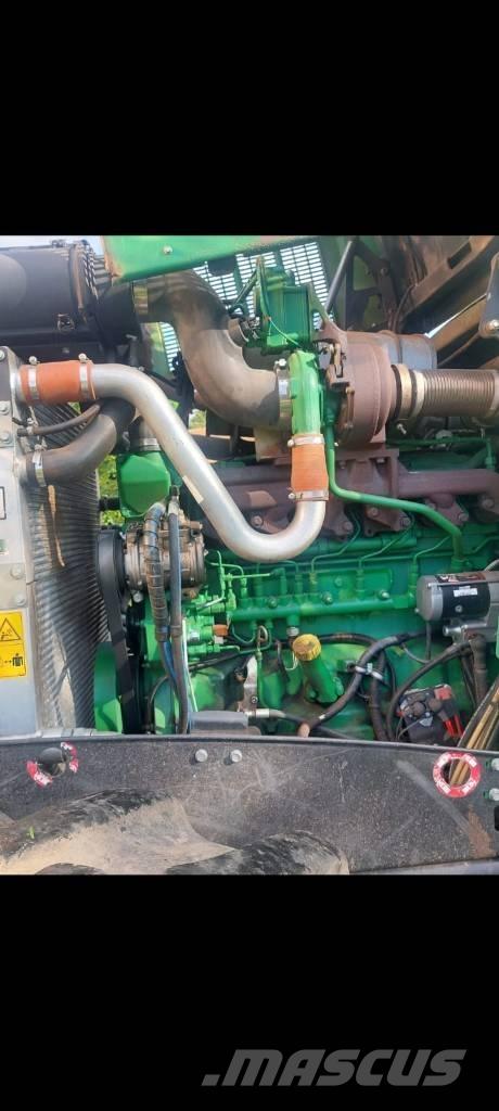 John Deere 1070 E Харвестеры