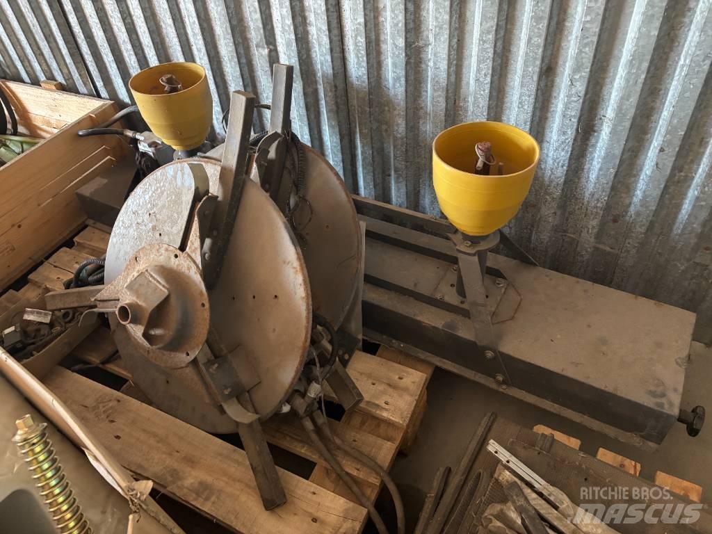 CLAAS Halmspreder Компоненты для зерноуборочных комбайнов