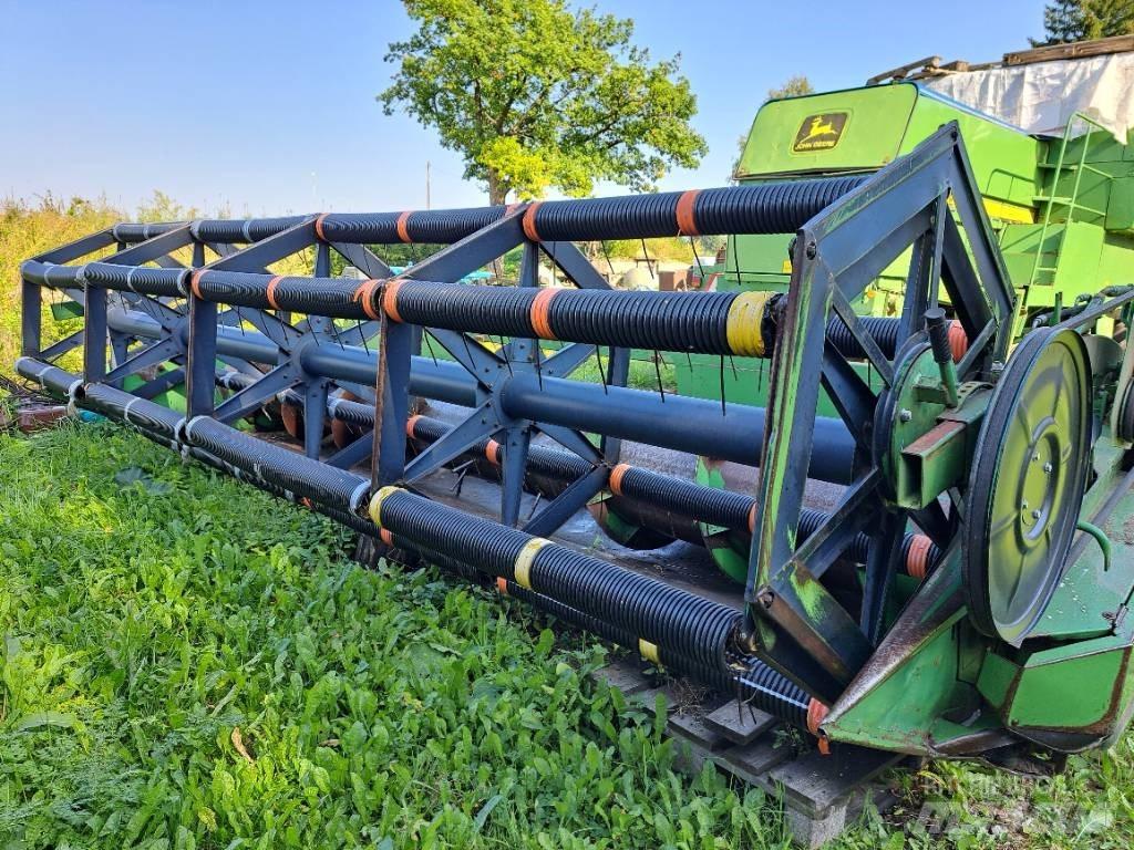 John Deere 1174 Зерноуборочные комбайны