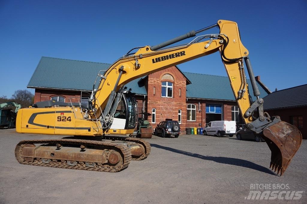 Liebherr R 924 LC Гусеничные экскаваторы